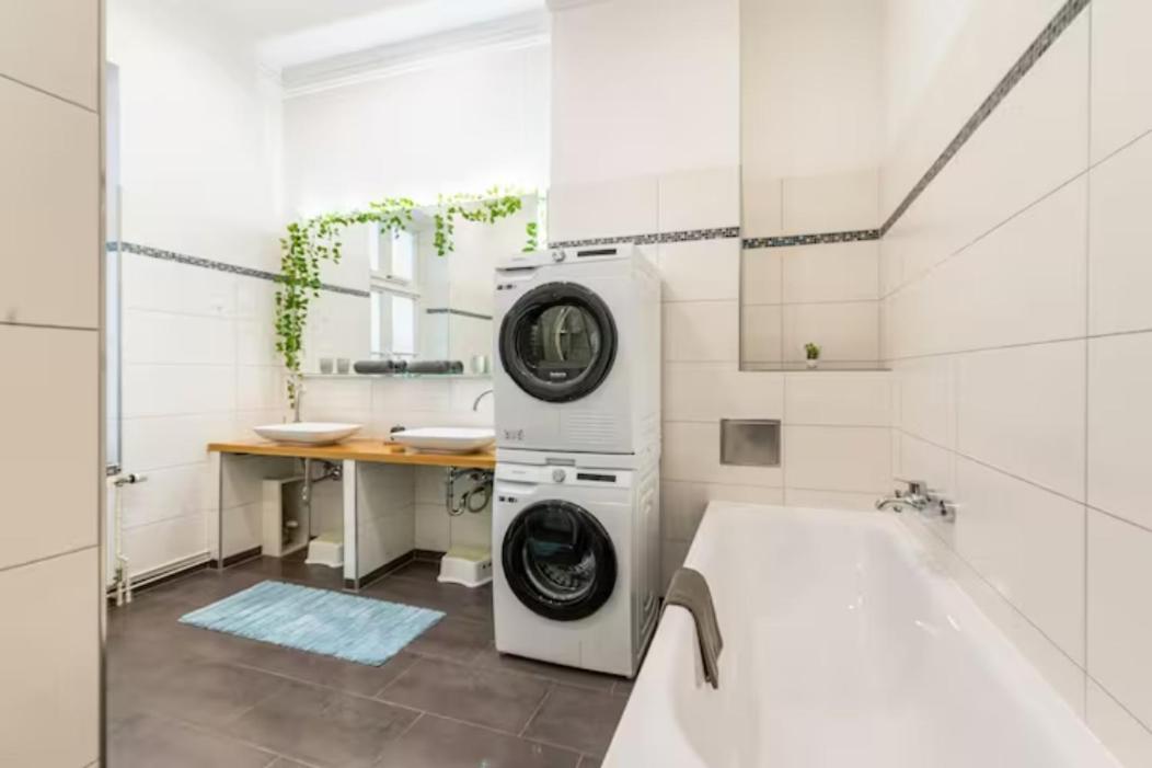 Grosszuegige 185M2-Altbauwohnung In Bestlage 7Zimmer-2Baeder-2Kuechen-2Wcs Hamburg-Harburg Buitenkant foto