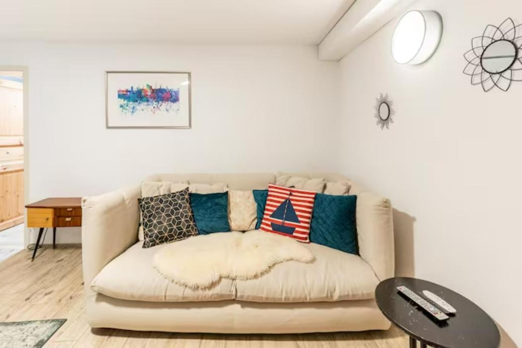 Grosszuegige 185M2-Altbauwohnung In Bestlage 7Zimmer-2Baeder-2Kuechen-2Wcs Hamburg-Harburg Buitenkant foto
