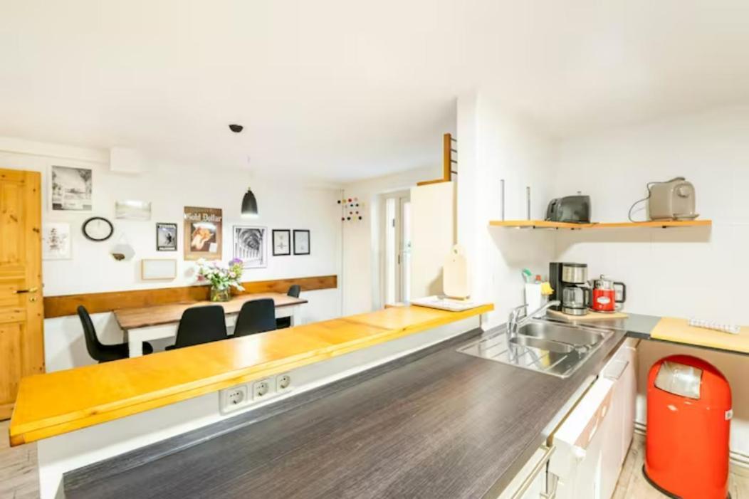 Grosszuegige 185M2-Altbauwohnung In Bestlage 7Zimmer-2Baeder-2Kuechen-2Wcs Hamburg-Harburg Buitenkant foto