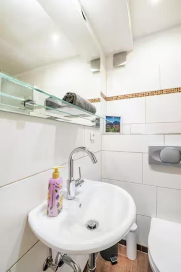 Grosszuegige 185M2-Altbauwohnung In Bestlage 7Zimmer-2Baeder-2Kuechen-2Wcs Hamburg-Harburg Buitenkant foto